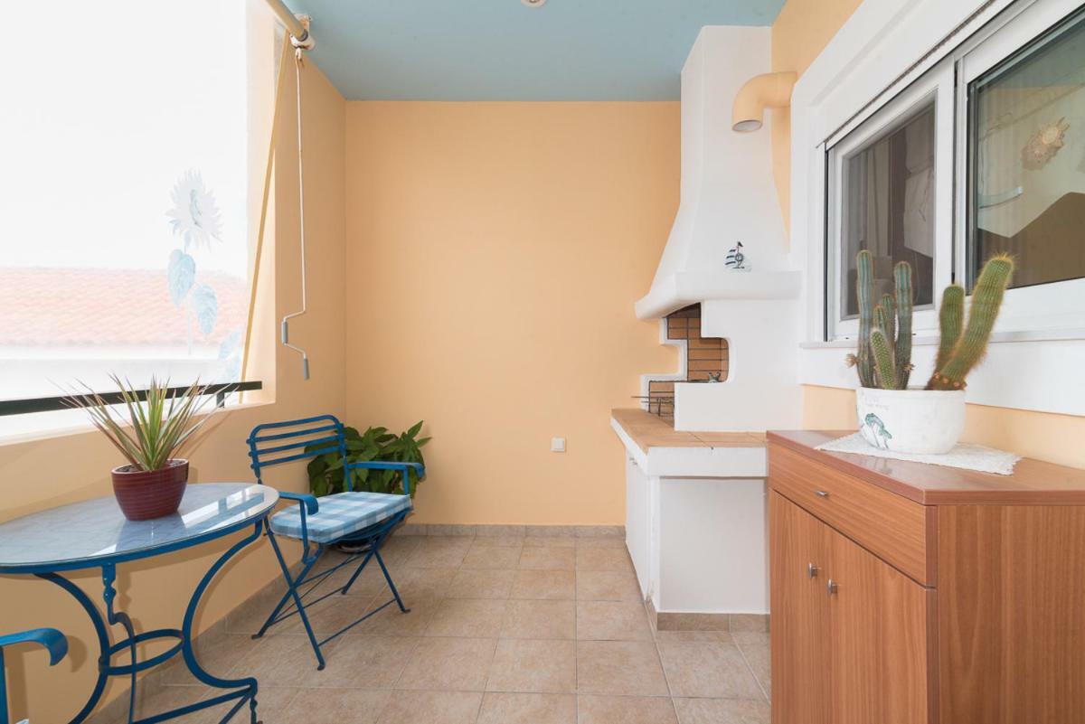 דירות Markópoulon Penthouse 5 Min From Airport And Sea מראה חיצוני תמונה